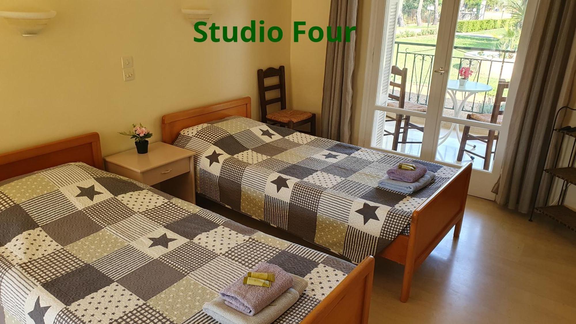 רודה Kivotos Villa Studios מראה חיצוני תמונה